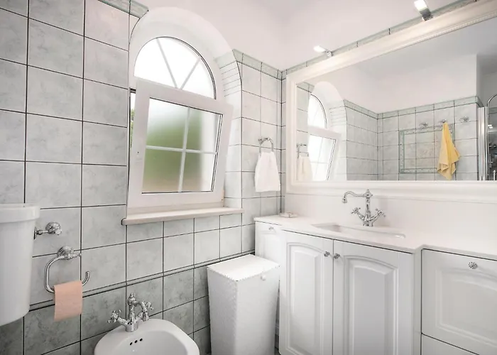 3 Bedroom Stunning In Krk * 克尔克