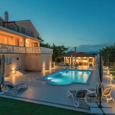 Amazing In Krk With Outdoor Swimming Pool *