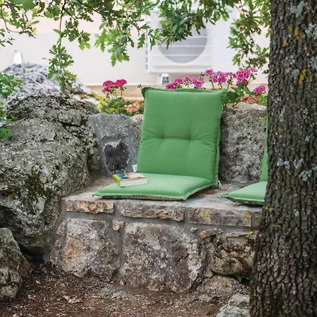 بيت للعطل 3 Bedroom Stunning In Krk كرك