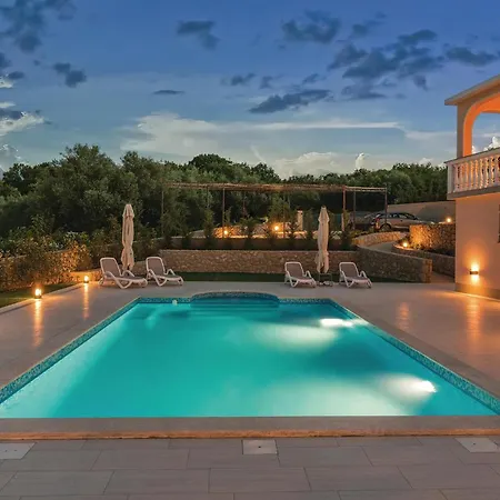 Ferienhaus Amazing In Krk With Outdoor Swimming Pool