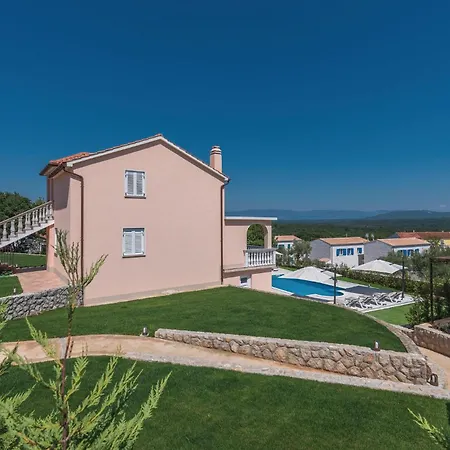 Amazing In Krk With Outdoor Swimming Pool * Vrh (Krk)
