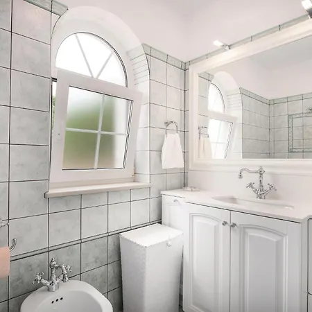 3 Bedroom Stunning In Krk * كرك