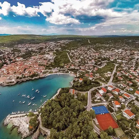 Ferienhaus Amazing In Krk With Outdoor Swimming Pool