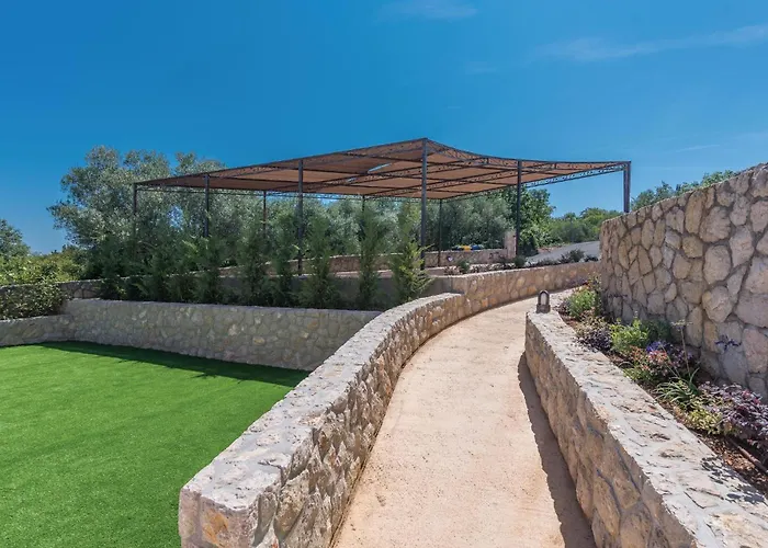 3 Bedroom Stunning In Krk *